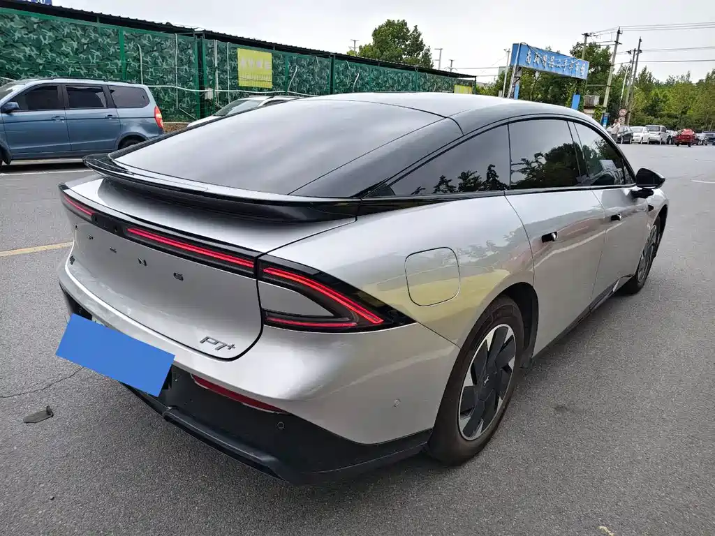 XPeng P7+ — миниатюра 9