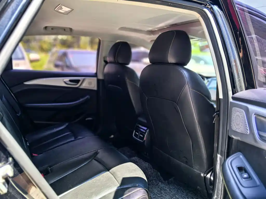 Roewe i6 MAX — миниатюра 19