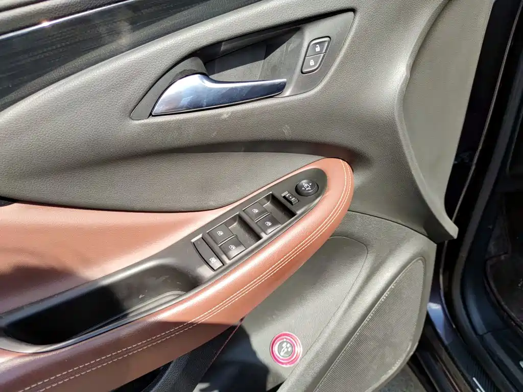 Buick Envision Plus — миниатюра 15