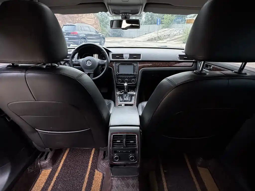 Volkswagen Passat — миниатюра 9