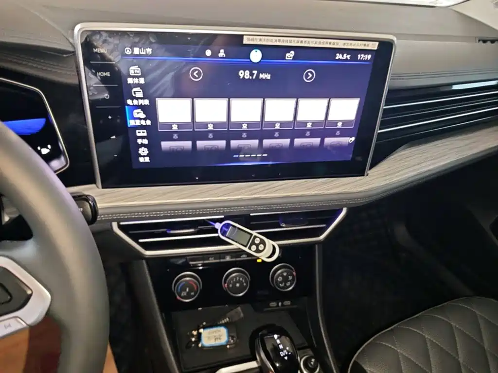 Volkswagen Sagitar — миниатюра 13