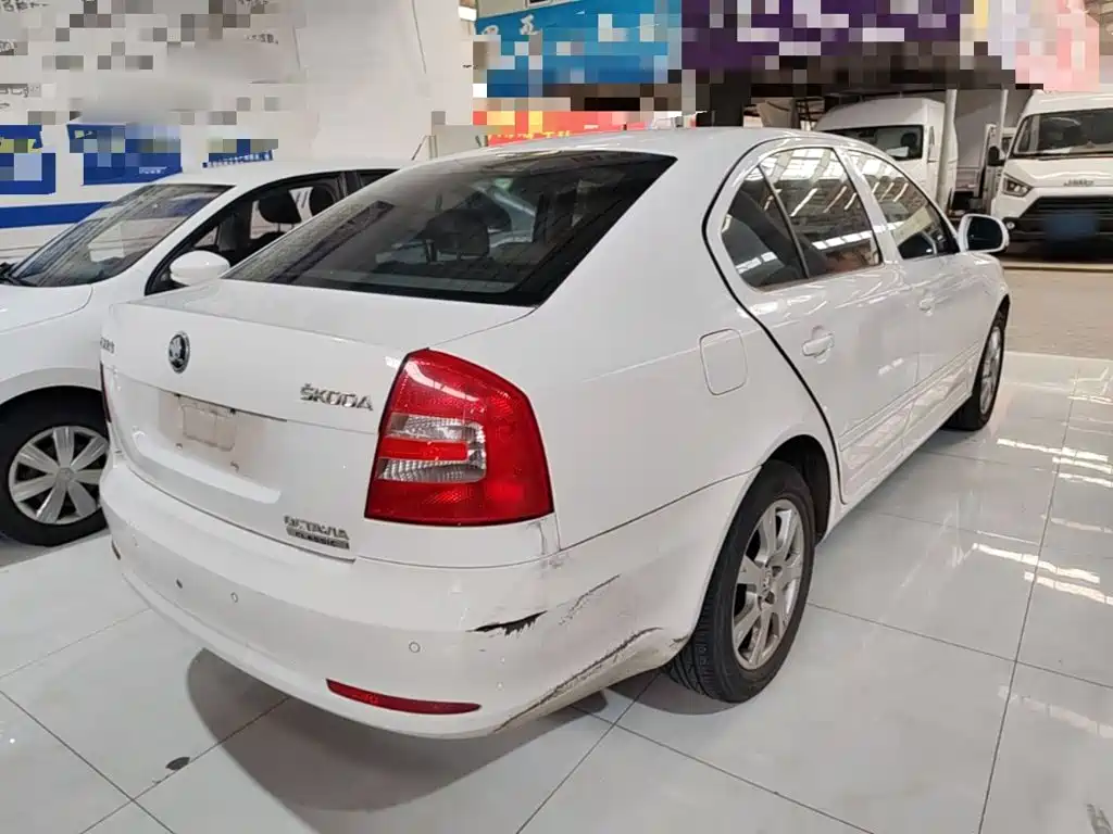 Skoda Octavia — миниатюра 7