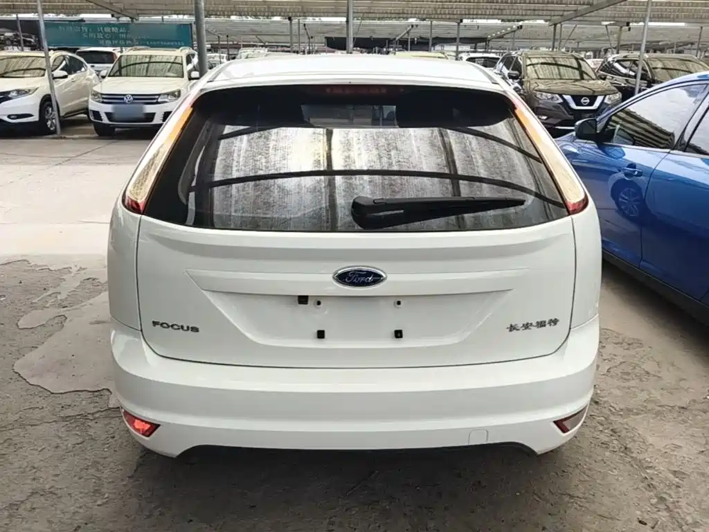 Ford Focus — миниатюра 6