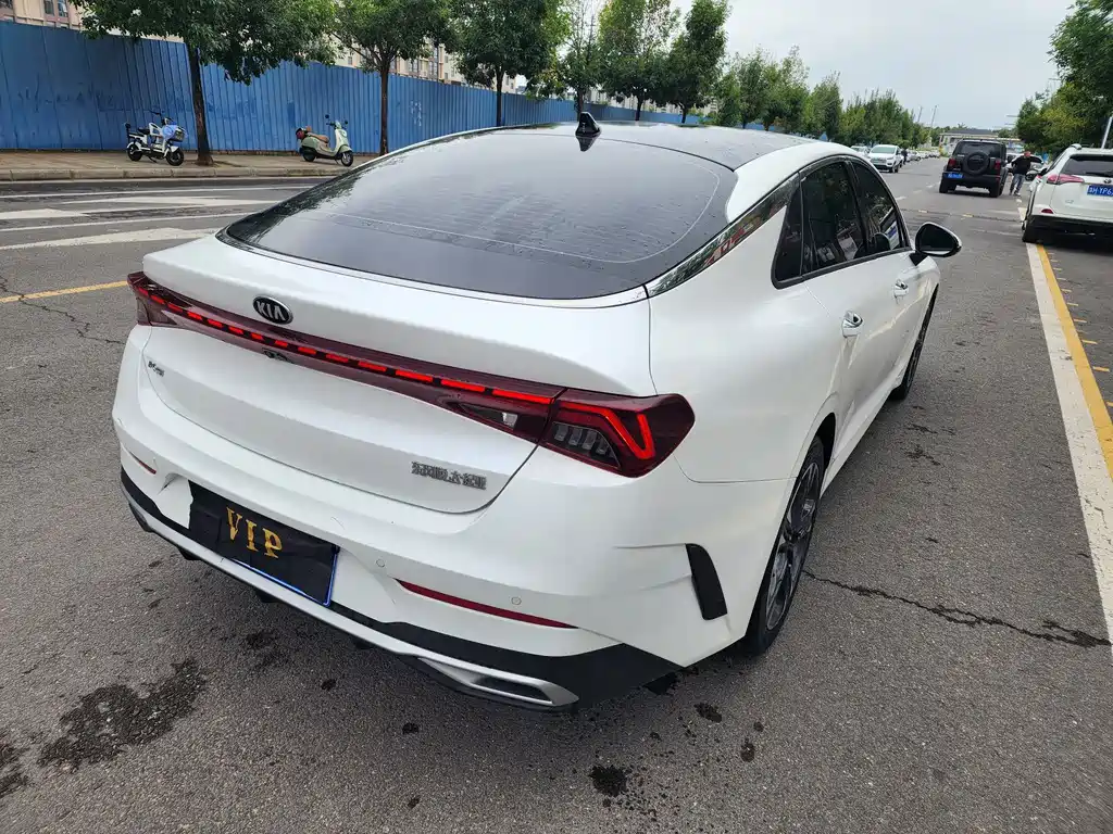 Kia K5 — миниатюра 5