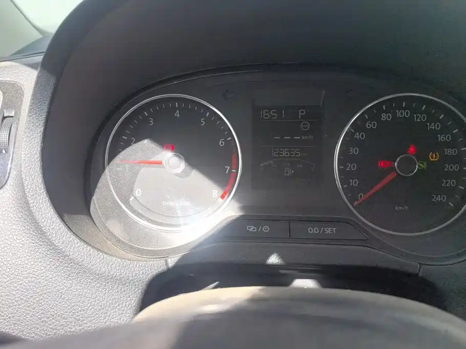 Volkswagen Polo — миниатюра 14