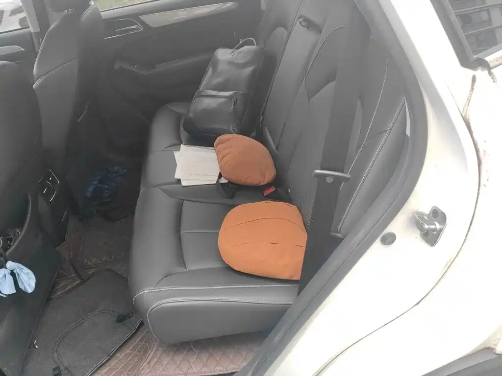 Roewe RX5 — миниатюра 18