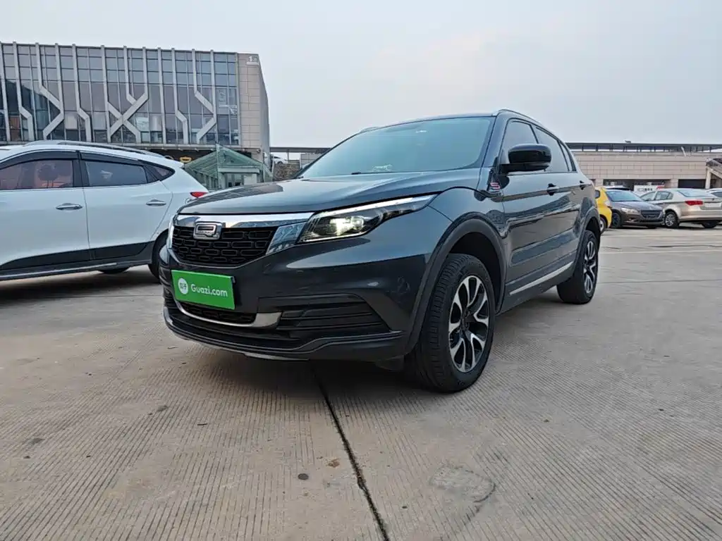 Qoros Qoros 5