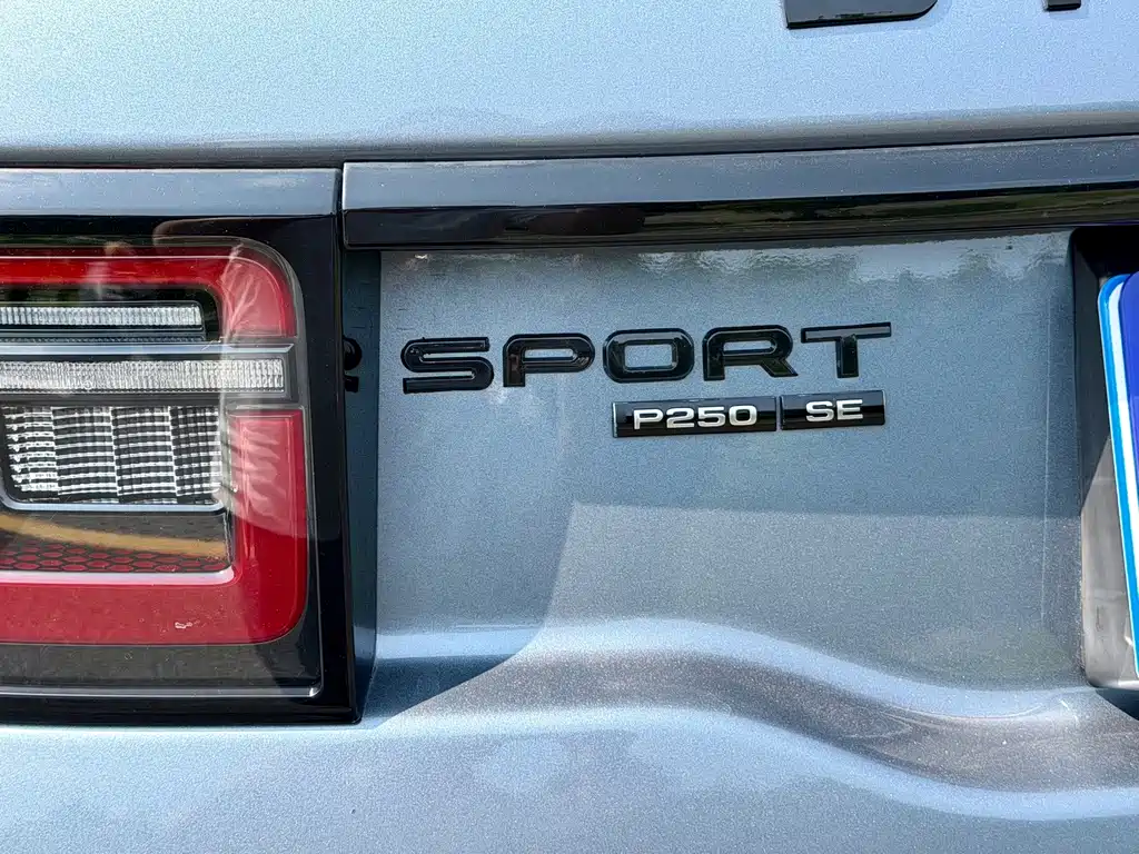 Land Rover Discovery Sport — миниатюра 9