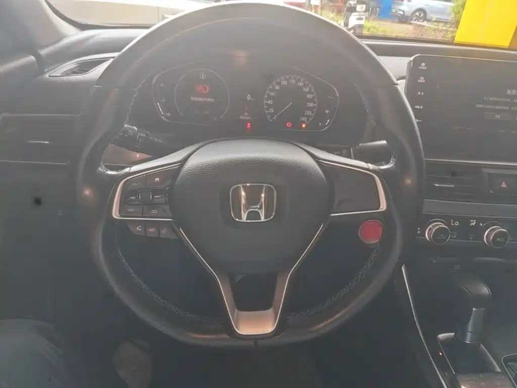 Honda Accord — миниатюра 11