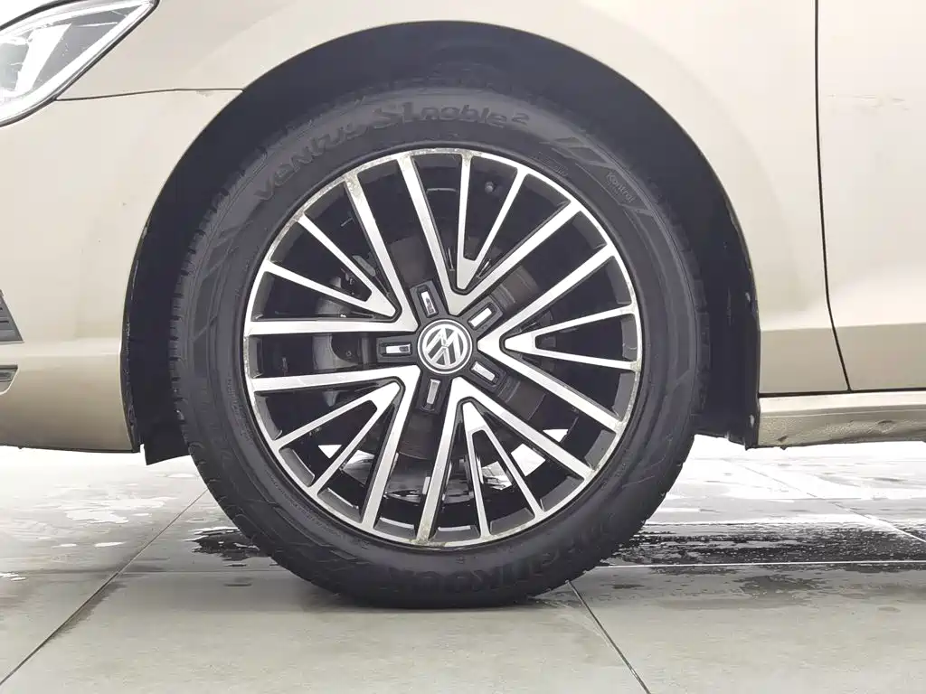 Volkswagen Lamando — миниатюра 17
