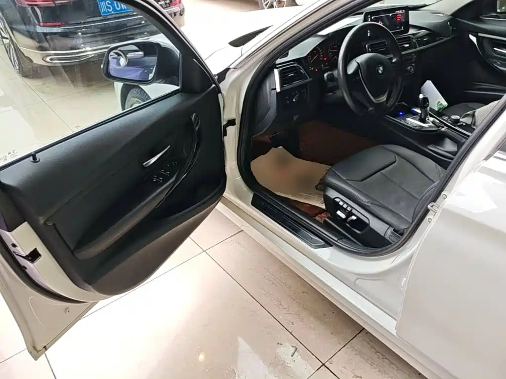 BMW 3 Series — миниатюра 16