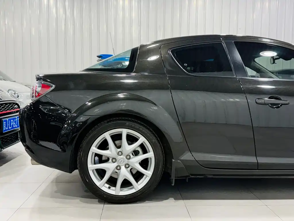 Mazda RX-8 — миниатюра 4