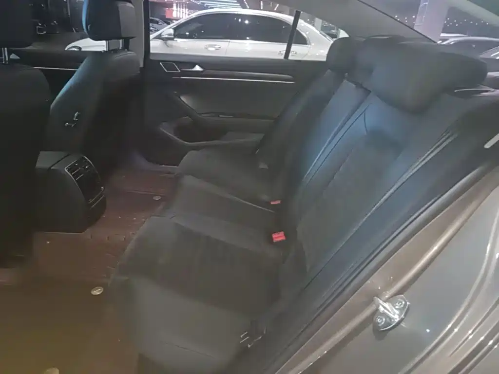 Volkswagen Magotan — миниатюра 17