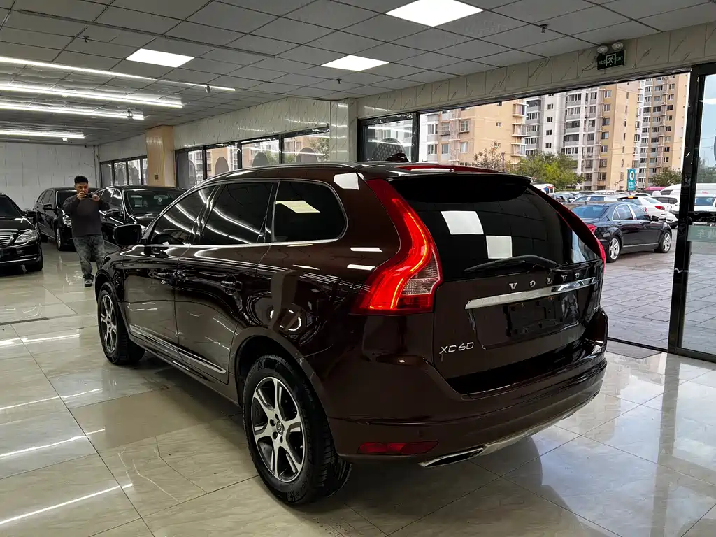 Volvo XC60 (Import) — миниатюра 16