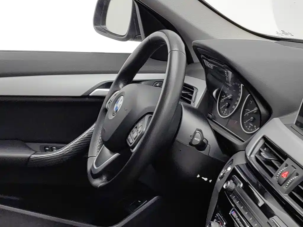 BMW X1 — миниатюра 22