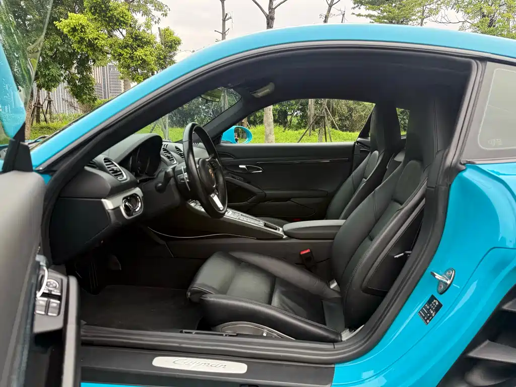 Porsche 718 2016 Cayman 2.0T