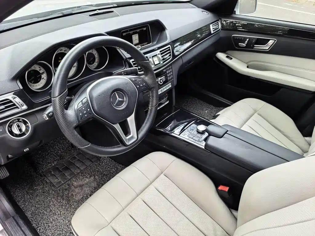 Mercedes-Benz E-Class — миниатюра 8