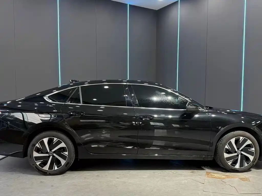 Volkswagen Magotan — миниатюра 4