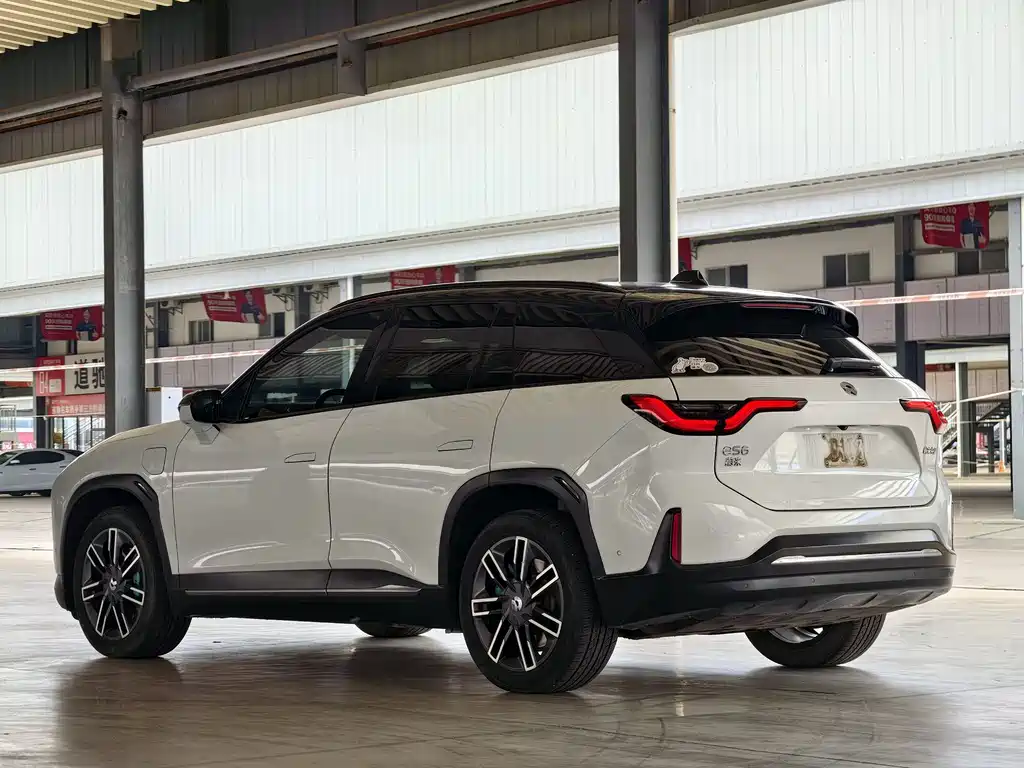 NIO ES6 — миниатюра 15