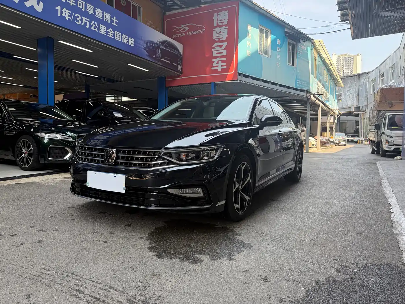 迈腾 2023款 200万辆纪念版 330TSI DSG豪华型 2023