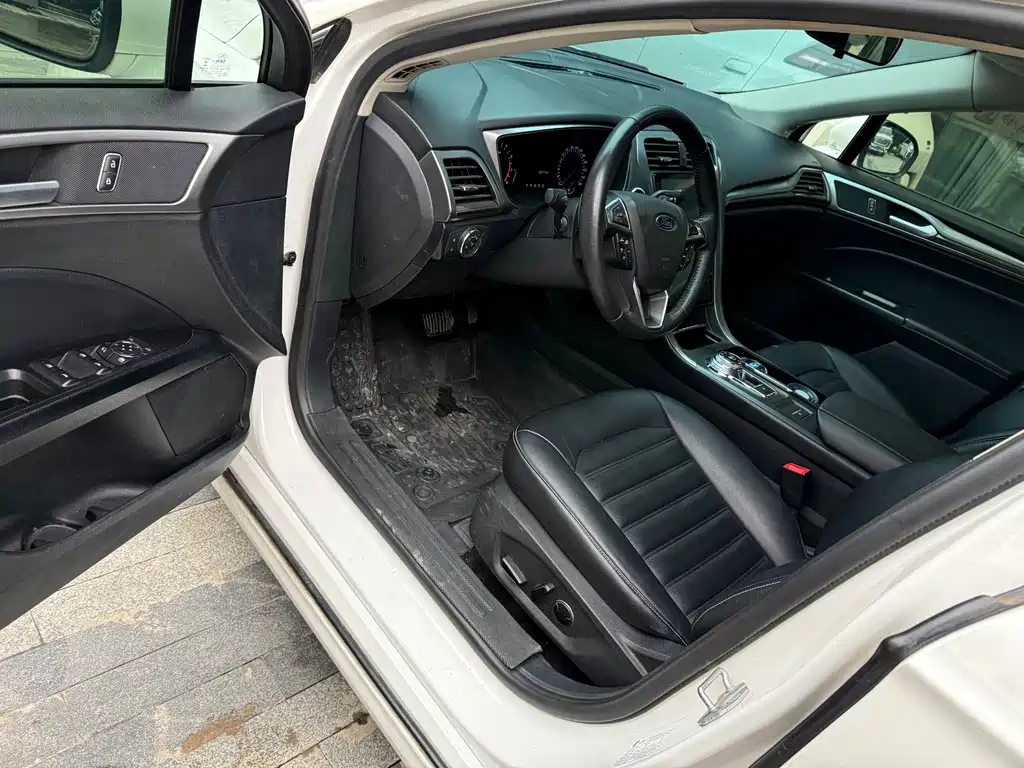Ford Mondeo — миниатюра 4
