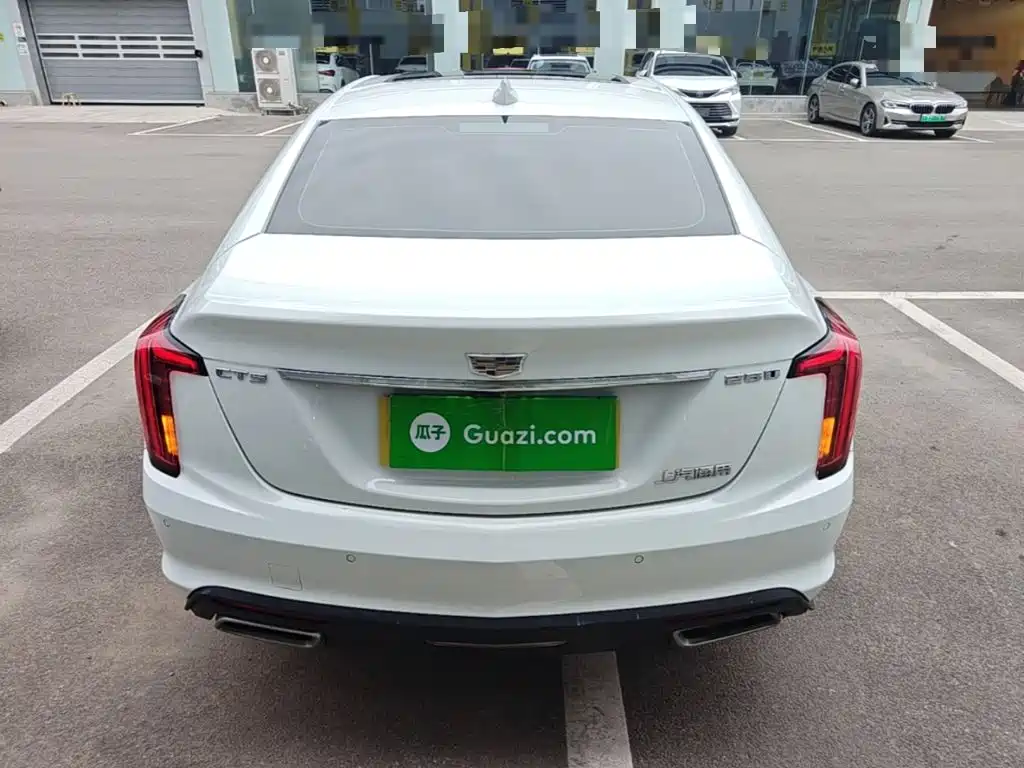 Cadillac CT5 — миниатюра 6