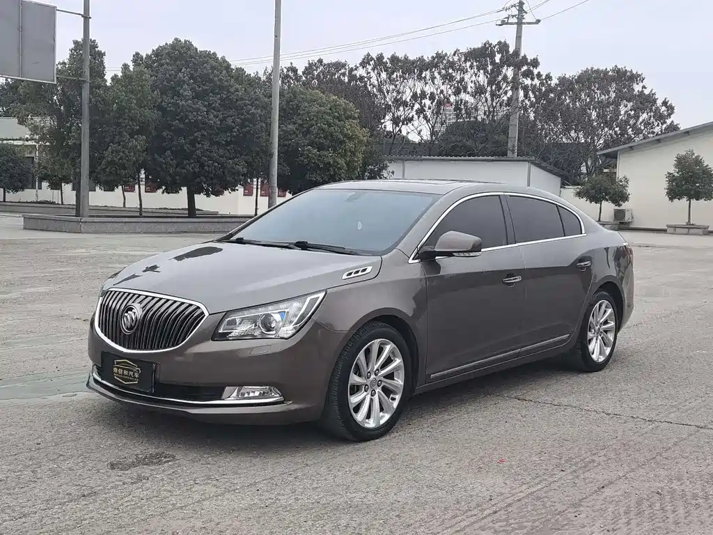 Buick LaCrosse 2013 2.4L SIDI Luxury Comfort Type