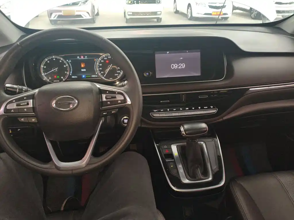 GAC Motor Trumpchi M6 — миниатюра 10