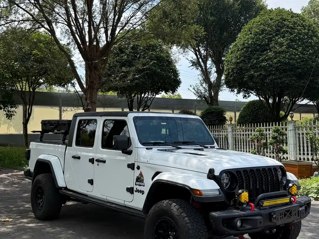Jeep Gladiator — миниатюра 6