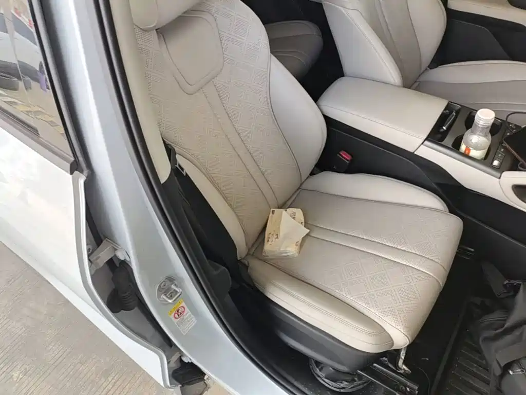 BYD Yuan UP — миниатюра 25