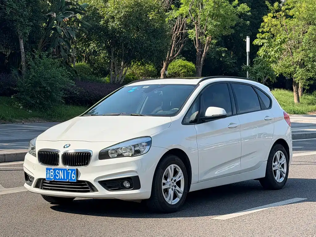 BMW 2 Series Active Tourer (Import) — миниатюра 3
