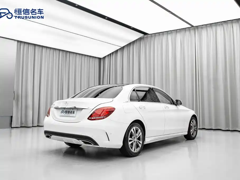 Mercedes-Benz C-Class — миниатюра 9