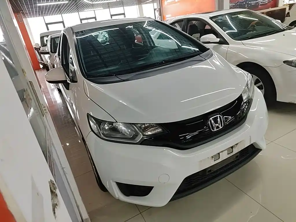 Honda Fit — миниатюра 4