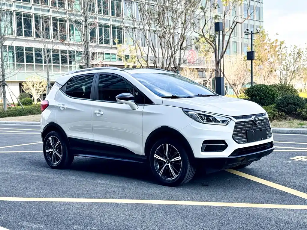 BYD Yuan EV — миниатюра 3