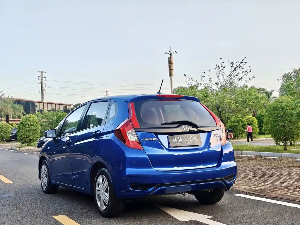 Honda Fit — миниатюра 7