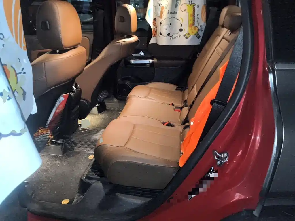 Mercedes-Benz GLB — миниатюра 13