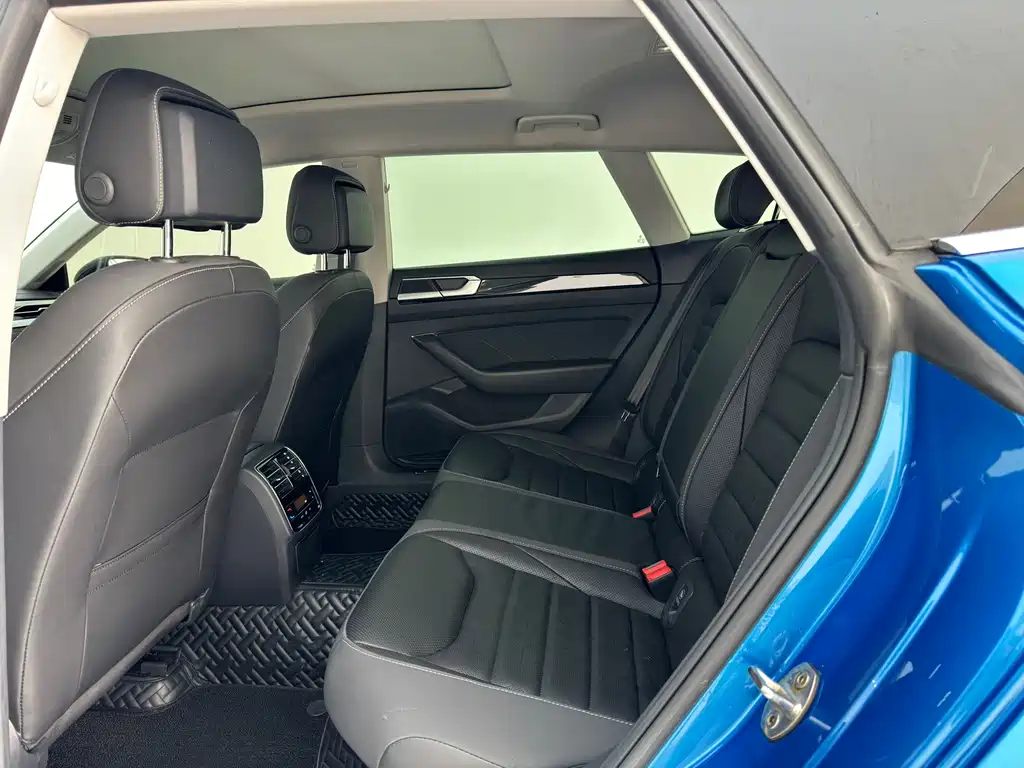 Volkswagen CC — миниатюра 5