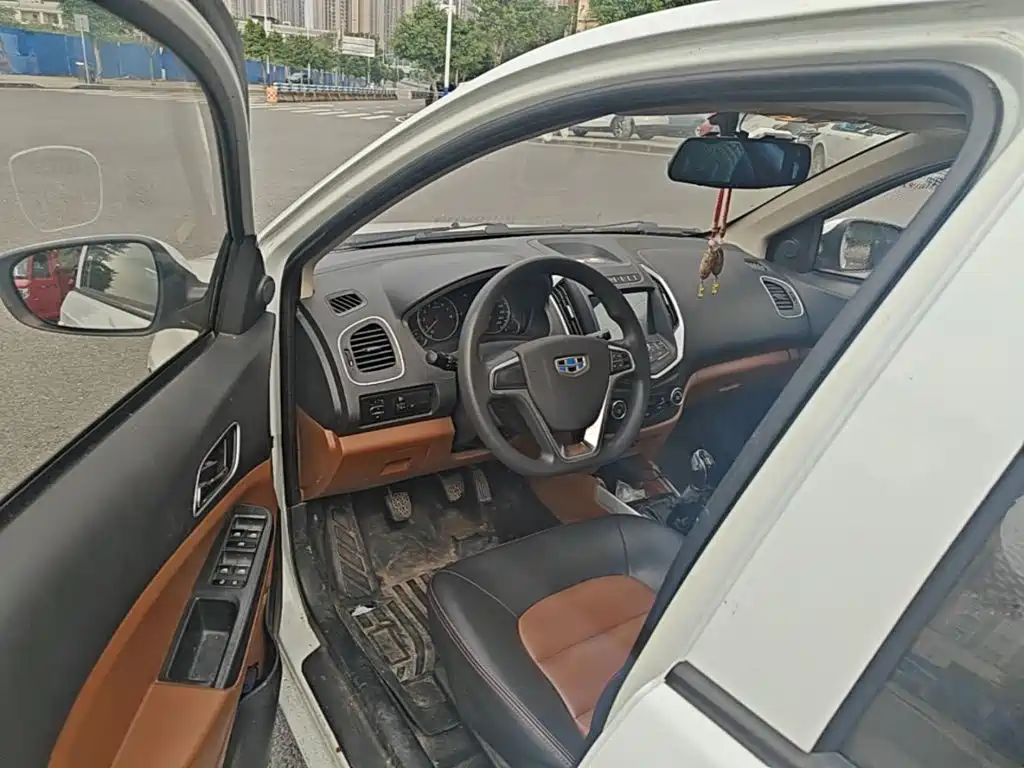 Geely King Kong — миниатюра 16