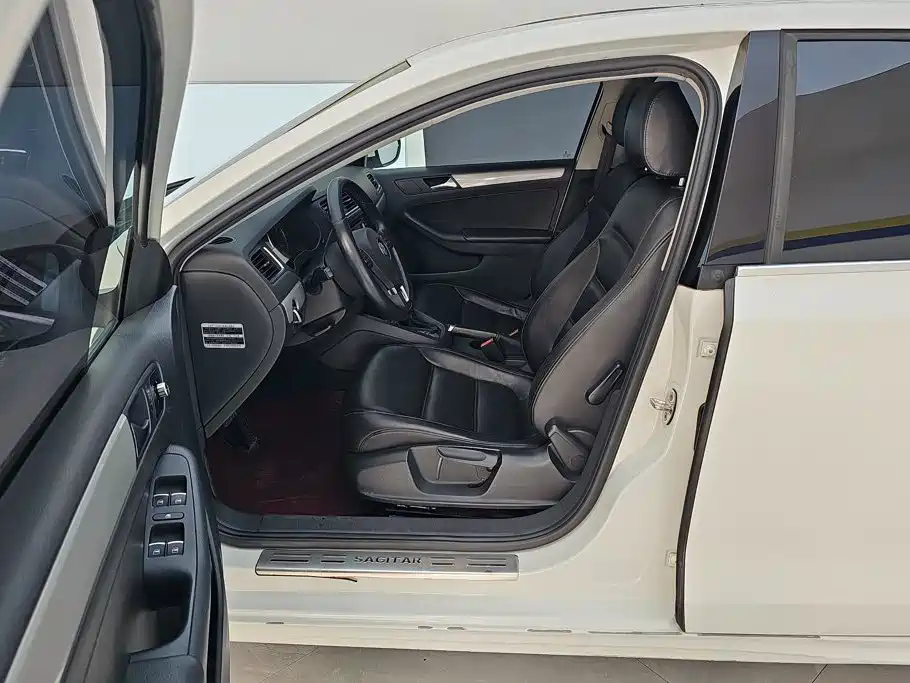 Volkswagen Sagitar — миниатюра 9