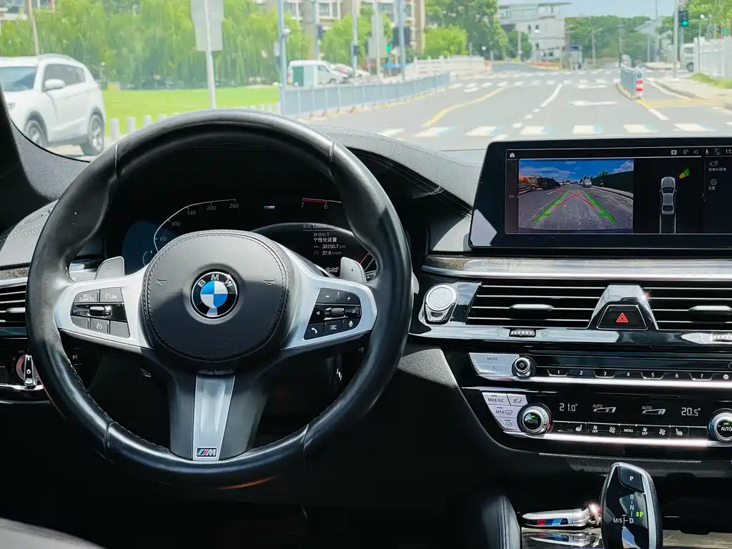 BMW  5 SERIES
