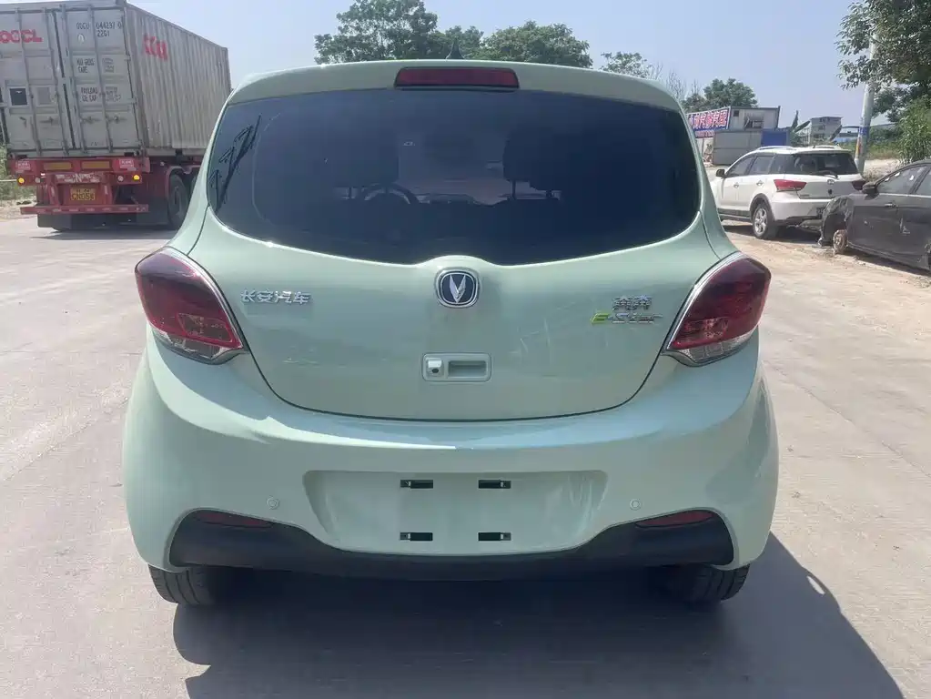 Changan Benben E-Star — миниатюра 8