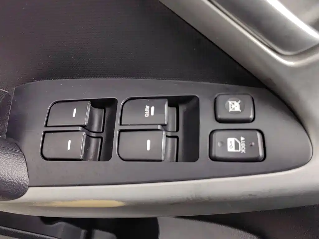 Kia Forte — миниатюра 9