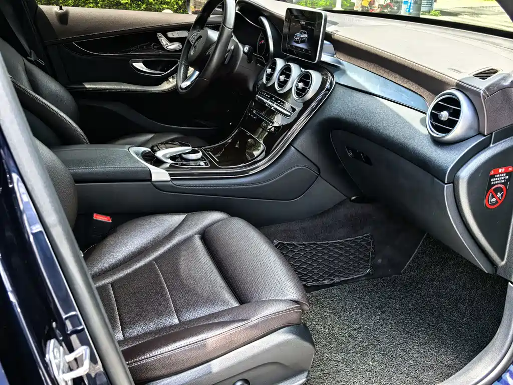 Mercedes-Benz GLC — миниатюра 11