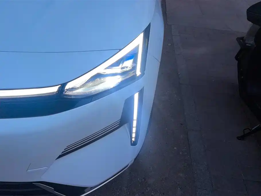 GEELY GALAXY GALAXY L6