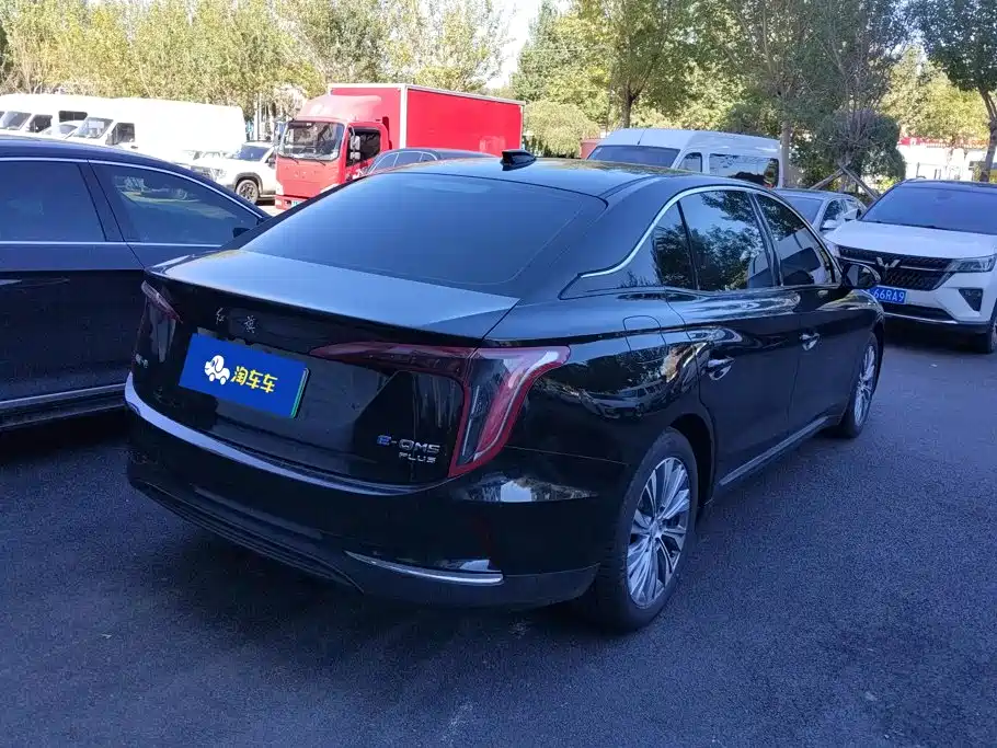 Hongqi Hongqi E-QM5 — миниатюра 3