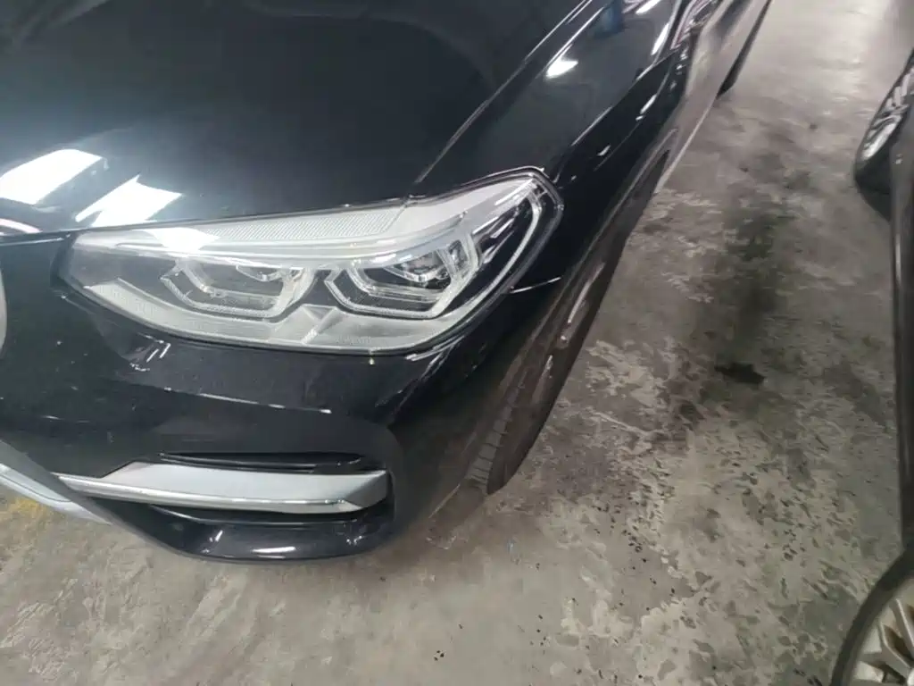 BMW X3 — миниатюра 24