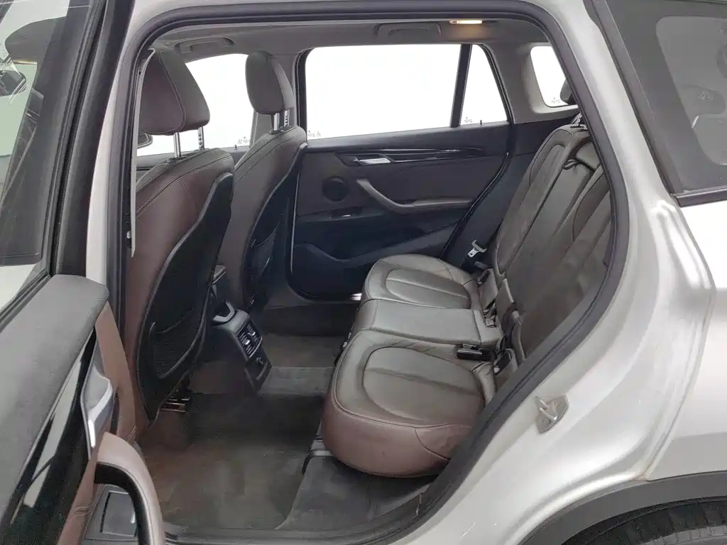 BMW X1 — миниатюра 15