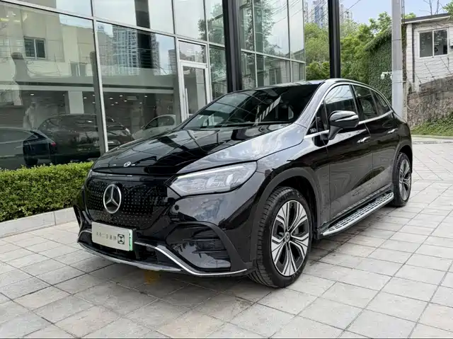 Mercedes-Benz EQE