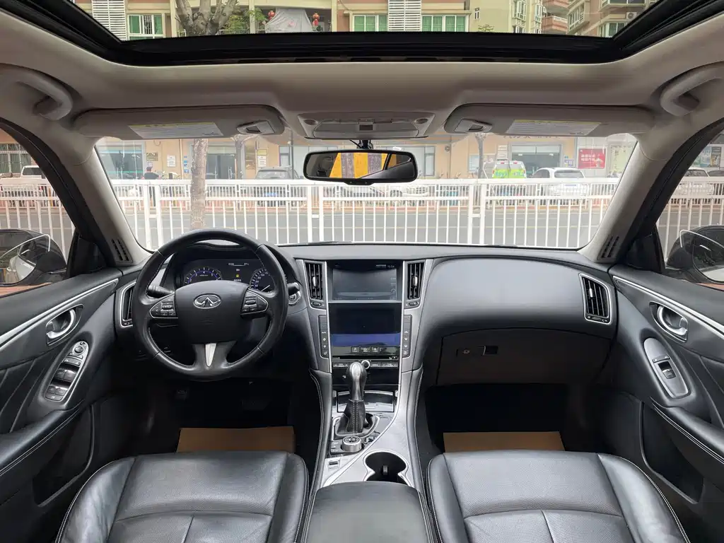 Infiniti Q50L — миниатюра 12