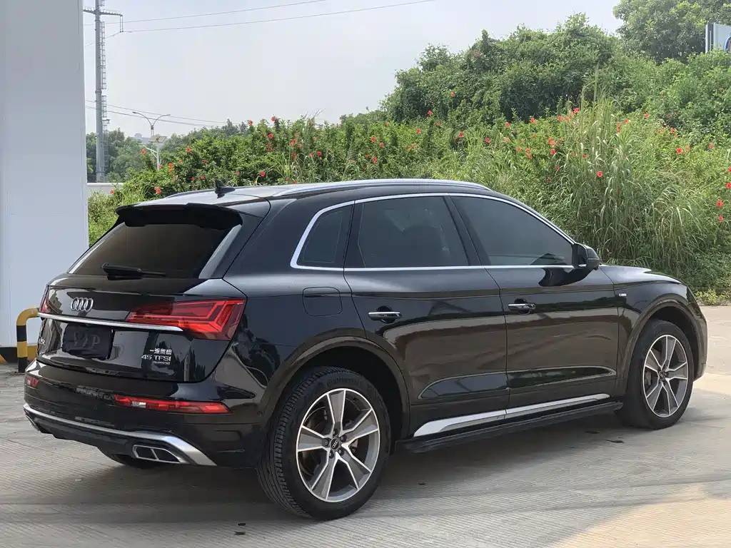 Audi Q5L — миниатюра 4